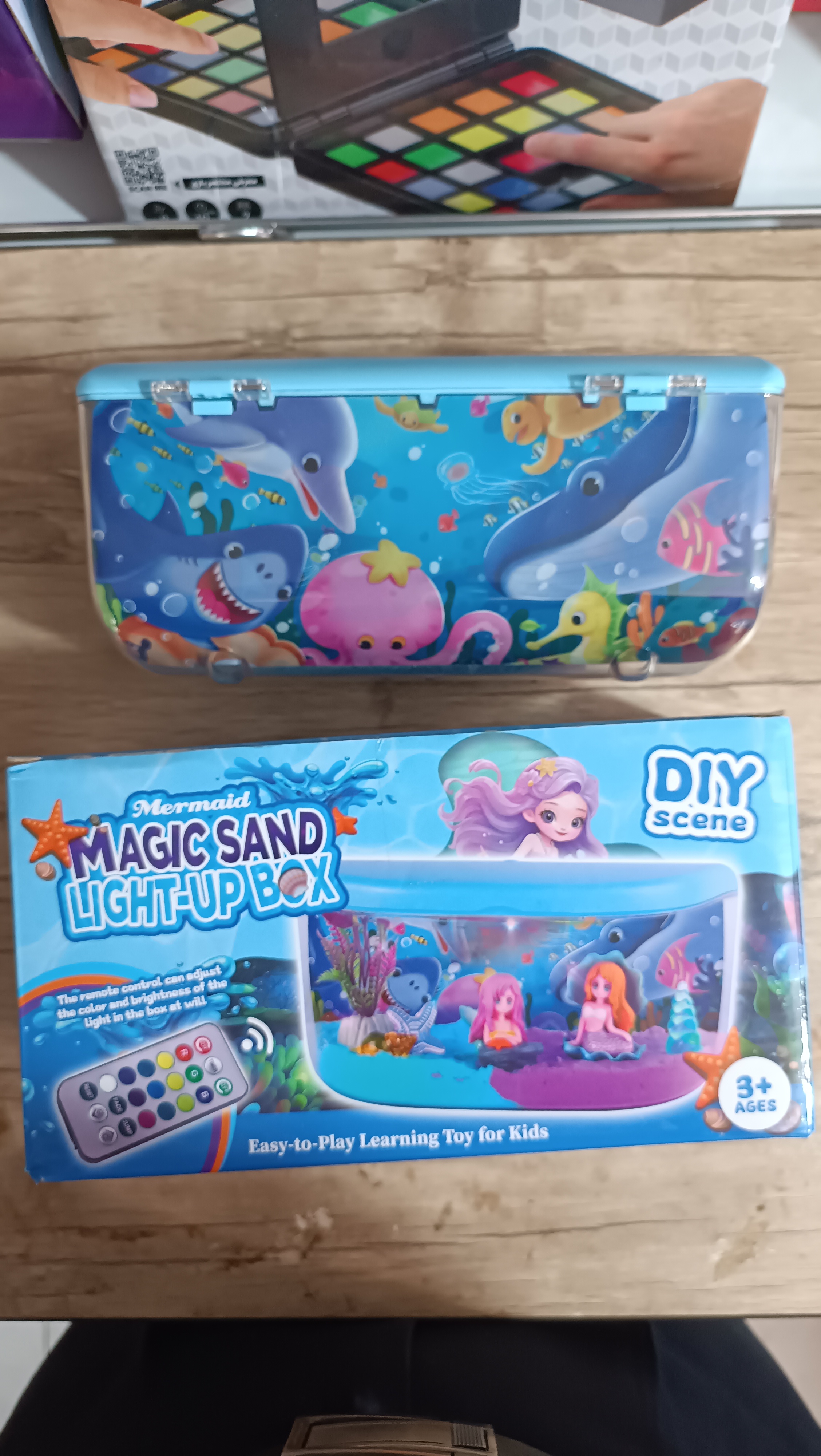 اکواریوم اسباب بازی